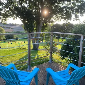 https://appartement-2-pieces-entre-mer-et-campagne.inbrittany.com