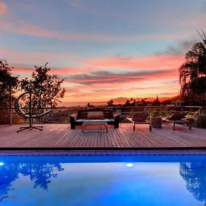 https://marbella-boutique-art-hotel.es-andalucia.com
